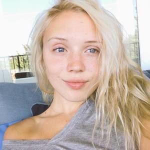 Meet your Posher, Summer